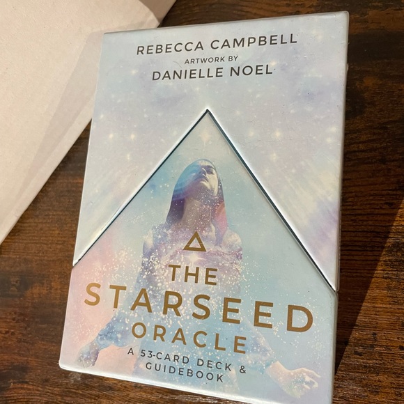 2 Oracle decks - Picture 2 of 3